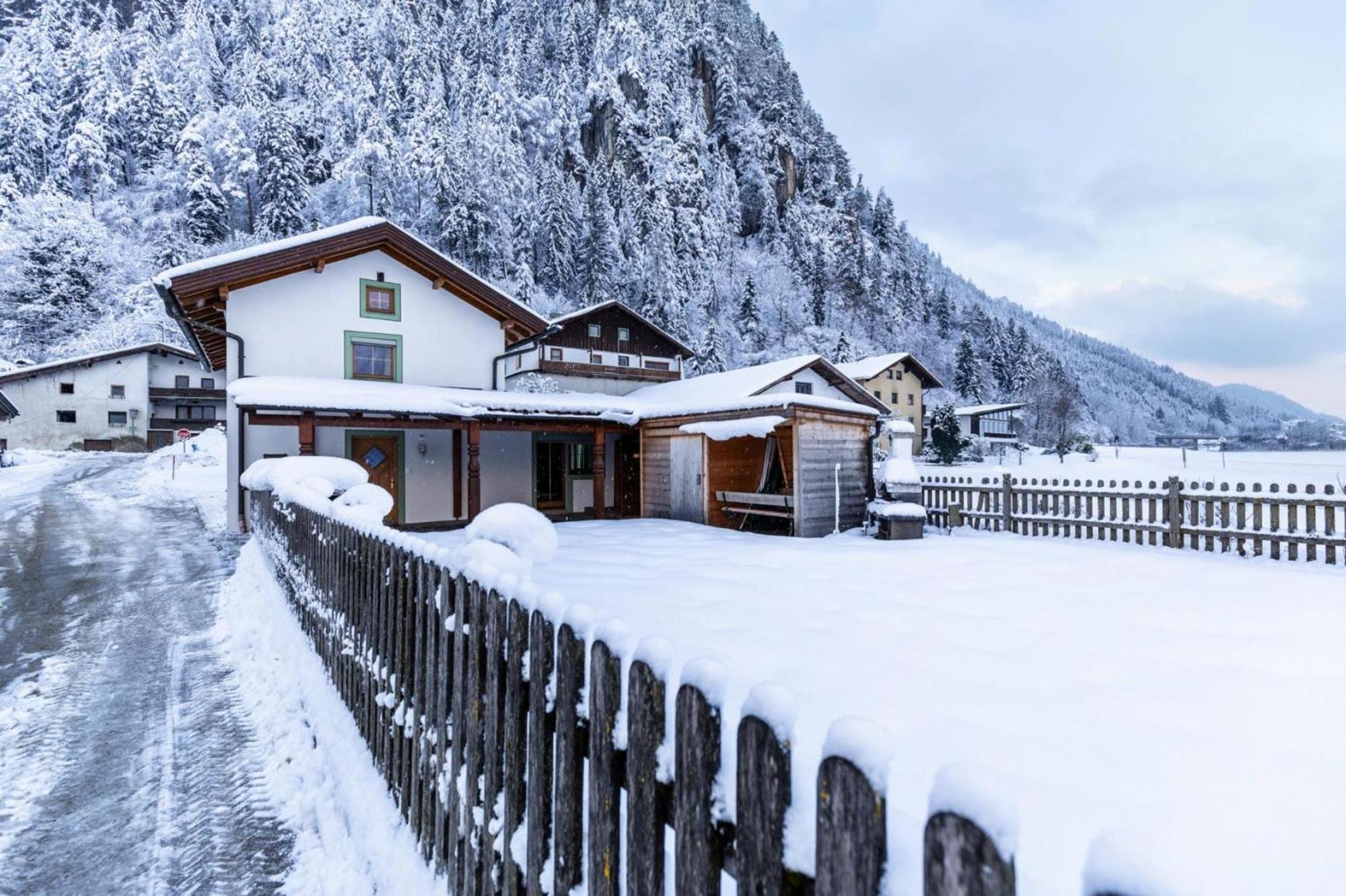 Holiday Home, Strass Im Zillertal Eksteriør billede